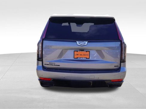 Used 2022 Cadillac Escalade Sport w/ Touring Package image 8