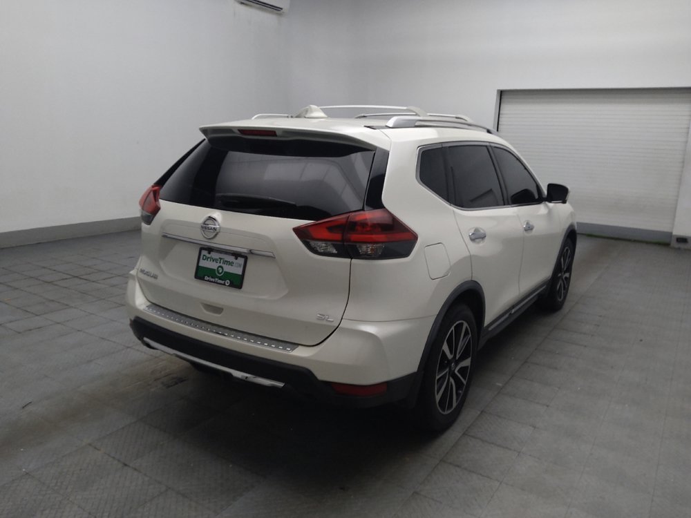 Used 2018 Nissan Rogue SL w/ Premium Package FWD image 9