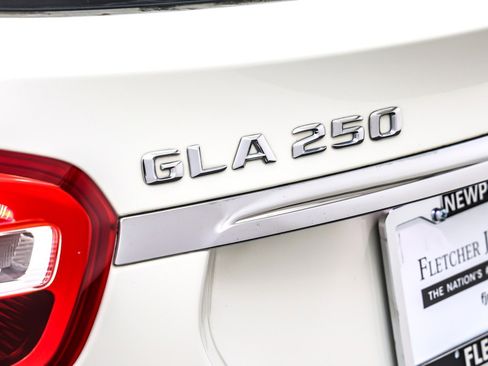 Used 2016 Mercedes-Benz GLA 250 4MATIC image 9