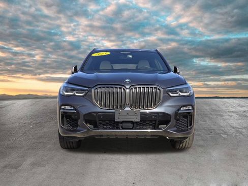 Used 2021 BMW X5 M50i image 3