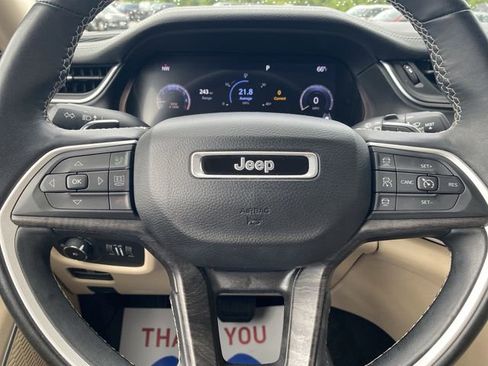 Used 2022 Jeep Grand Cherokee L Limited image 20