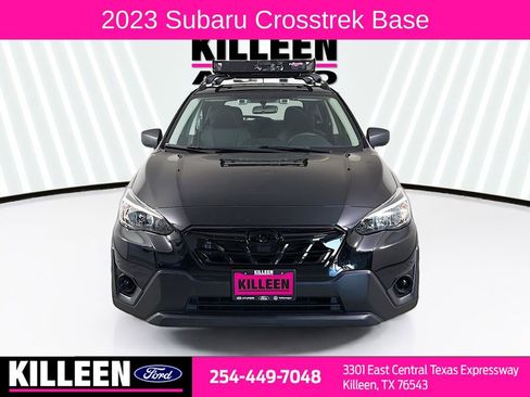 Used 2023 Subaru Crosstrek 2.0i image 2