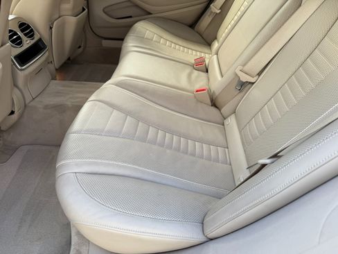 Used 2016 Mercedes-Benz S 550 Sedan image 24