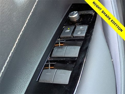 Used 2020 Toyota Corolla SE image 23