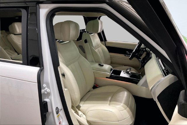 Used 2025 Land Rover Range Rover Long Wheelbase Autobiography AWD/4WD image 9
