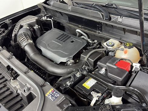 Used 2022 GMC Acadia SLE w/ Driver Convenience Package image 10