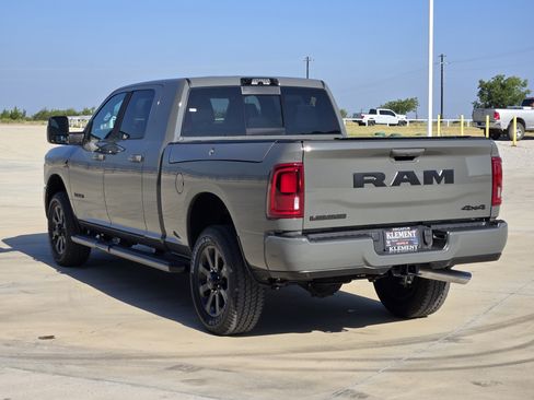 New 2026 RAM 2500 Laramie w/ Night Edition AWD/4WD image 4