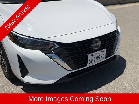 Used 2024 Nissan Sentra SV FWD image 7