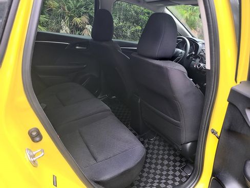 Used 2015 Honda Fit EX image 17