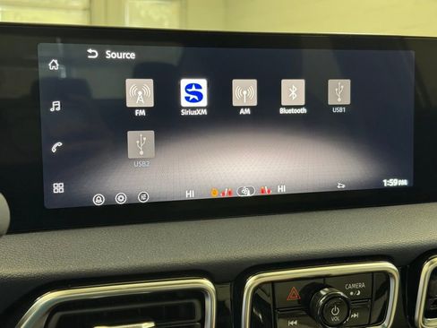New 2026 Nissan Sentra SL w/ Floor Mat Package FWD image 39