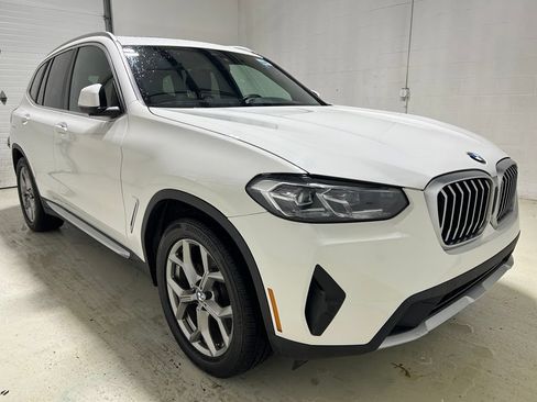 Used 2024 BMW X3 xDrive30i w/ Premium Essential Package AWD/4WD image 7