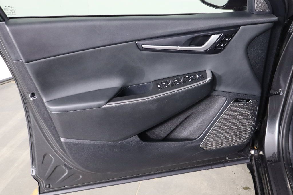 Used 2023 Kia EV6 Wind RWD image 19