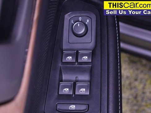 Used 2025 Volkswagen Atlas SE FWD image 31