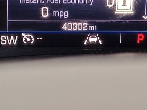 Used 2022 GMC Terrain SLE image 37