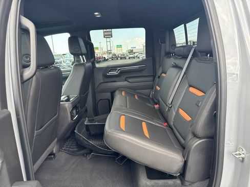 Used 2024 GMC Sierra 1500 AT4 w/ Technology Package AWD/4WD image 21