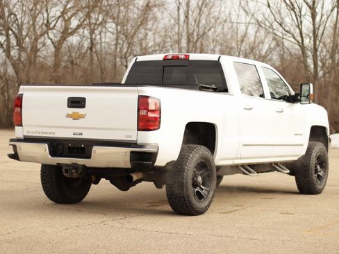 Used 2015 Chevrolet Silverado 2500 LTZ w/ LTZ Plus Package image 7