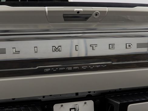 Used 2024 Ford F250 Limited w/ FX4 Off-Road Package AWD/4WD image 20