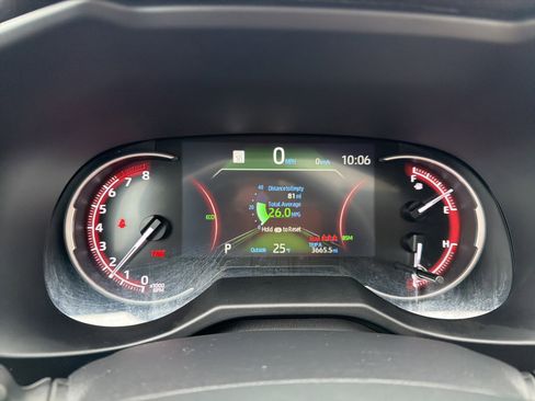 Used 2023 Toyota RAV4 XLE Premium image 15