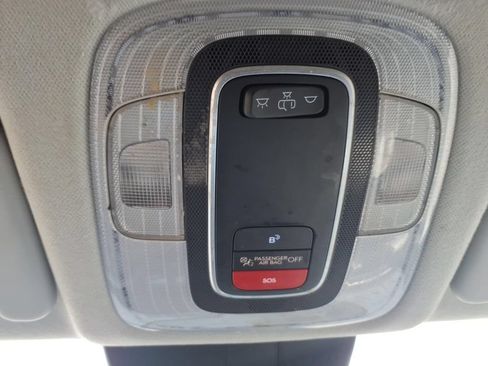 Used 2025 Hyundai Kona SEL AWD/4WD image 27