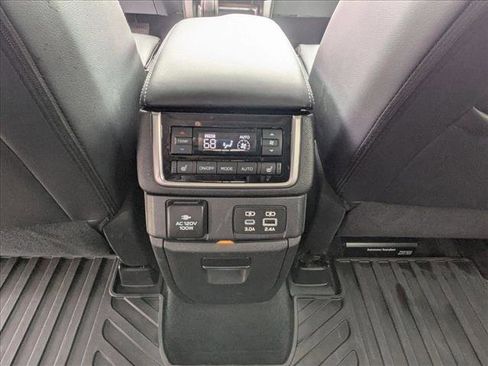 Used 2025 Subaru Ascent Touring w/ Popular Package #1 AWD/4WD image 14