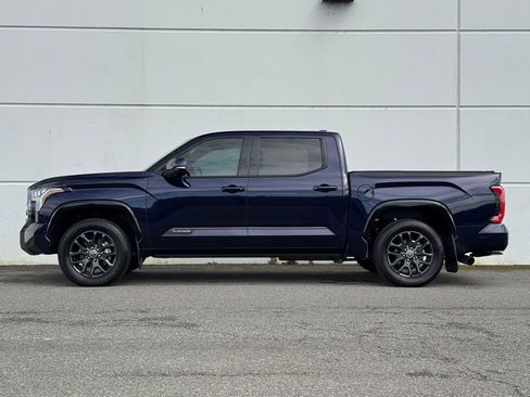 Used 2023 Toyota Tundra Platinum w/ Advanced Package AWD/4WD image 4