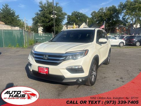 Used 2018 Honda Pilot EX image 1