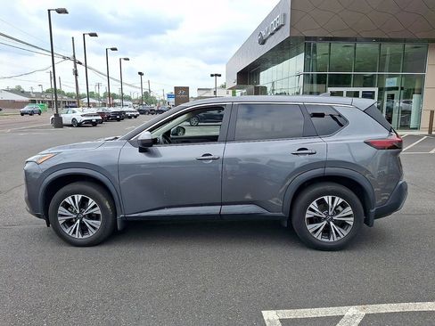 Used 2023 Nissan Rogue SV AWD/4WD image 4