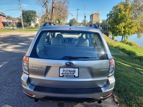 Used 2011 Subaru Forester 2.5X image 4