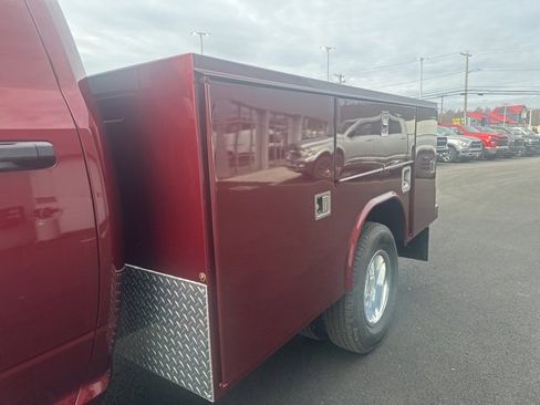 New 2023 RAM 3500 Tradesman w/ Chrome Appearance Group image 27