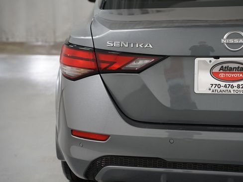 Used 2025 Nissan Sentra SV FWD image 10