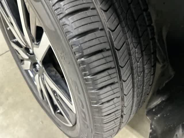 Used 2019 Honda Pilot Touring image 30