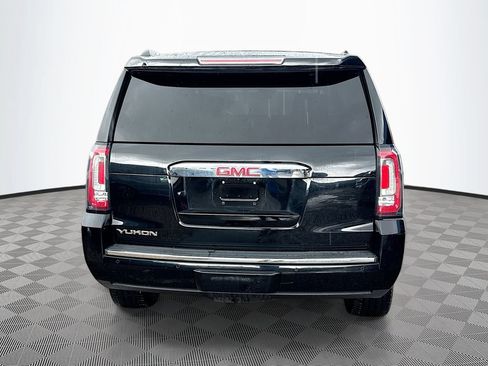 Used 2018 GMC Yukon Denali w/ Denali Ultimate Package AWD/4WD image 7