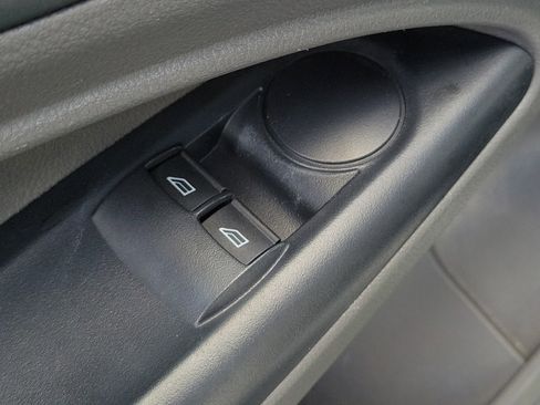 Used 2023 Ford Transit Connect XL image 14