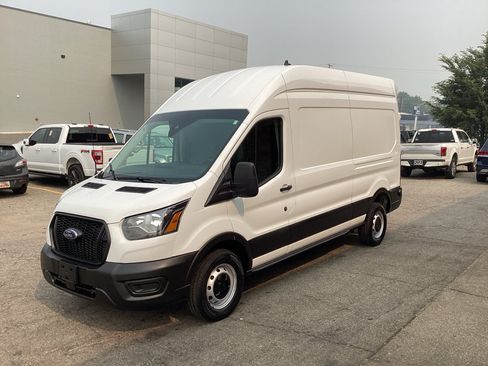 Used 2024 Ford Transit 250 148 High Roof RWD image 5