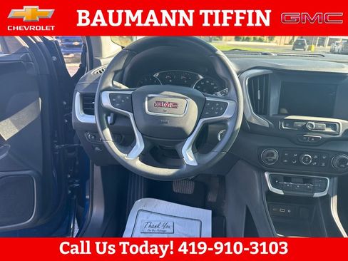 Used 2023 GMC Terrain SLE w/ Driver Convenience Package FWD image 22