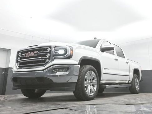 Used 2018 GMC Sierra 1500 SLT w/ Enhanced Driver Alert Package RWD image 42
