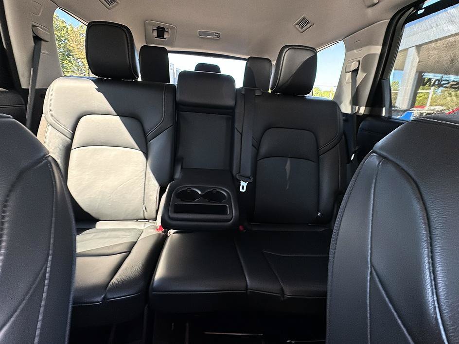 Certified 2025 Nissan Pathfinder SL AWD/4WD image 27