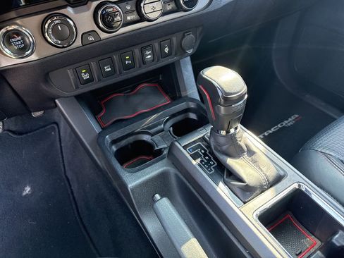 Used 2017 Toyota Tacoma TRD Pro image 20