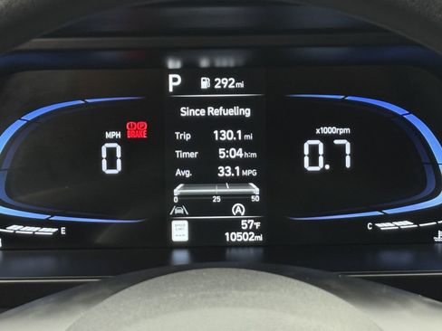 Used 2025 Hyundai Elantra SE FWD image 16
