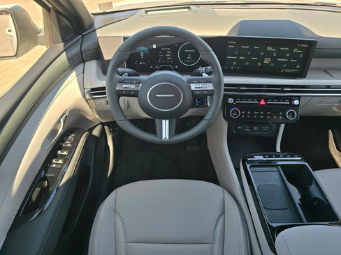 New 2026 Hyundai Tucson Limited FWD image 14
