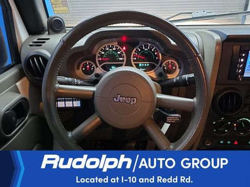 Used 2008 Jeep Wrangler Unlimited Rubicon w/ Dual Top Group AWD/4WD image 16