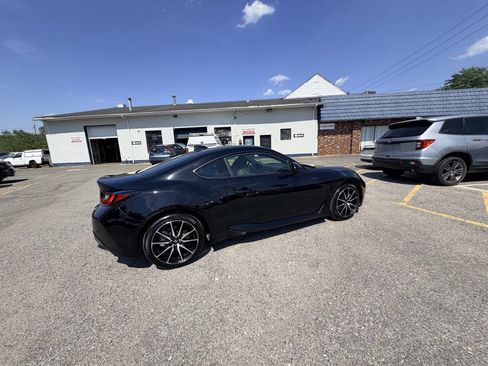 Used 2025 Toyota GR86 RWD image 14