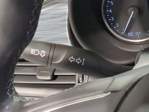 Used 2019 Buick Envision Premium w/ Driver Confidence Package AWD/4WD image 32
