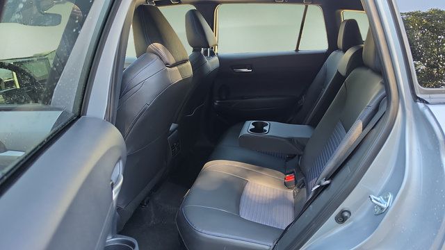 Used 2024 Toyota Corolla Cross AWD Hybrid w/ Convenience Package image 13
