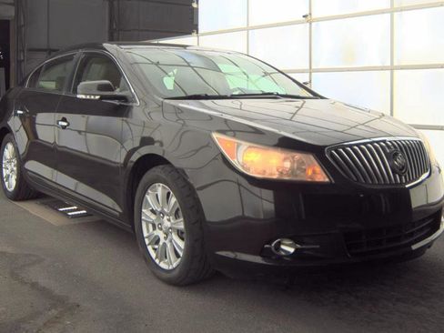 Used 2013 Buick LaCrosse Leather image 4