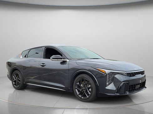 Used 2025 Kia K4 GT-Line Turbo FWD image 8