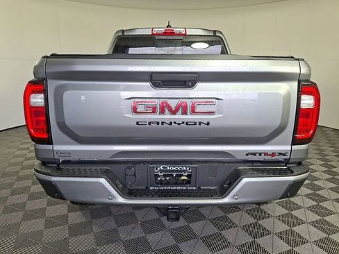 Used 2024 GMC Canyon AT4X image 9