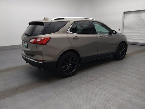 Used 2018 Chevrolet Equinox Premier AWD/4WD image 10