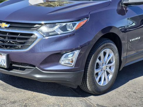 Used 2019 Chevrolet Equinox LS FWD image 8