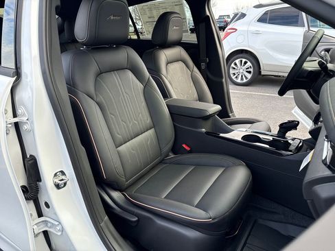 New 2026 Buick Envista Avenir image 39